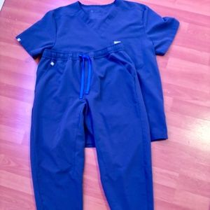 Men Figs Leon Top size M + Tansen Pant charcoal size M/S scrubs